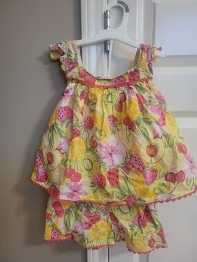 Cynthia Rowley Girls Fruit-Print Tank & Shorts in Yellow, Pink, Green Size S 5/6